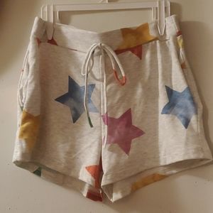 Stars on gray short joggers by 7th Ray